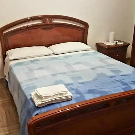 דירה Casa Crispi 10