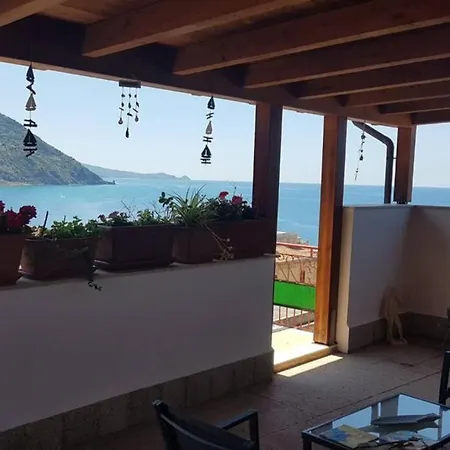 아파트 Casa Crispi 10 *
